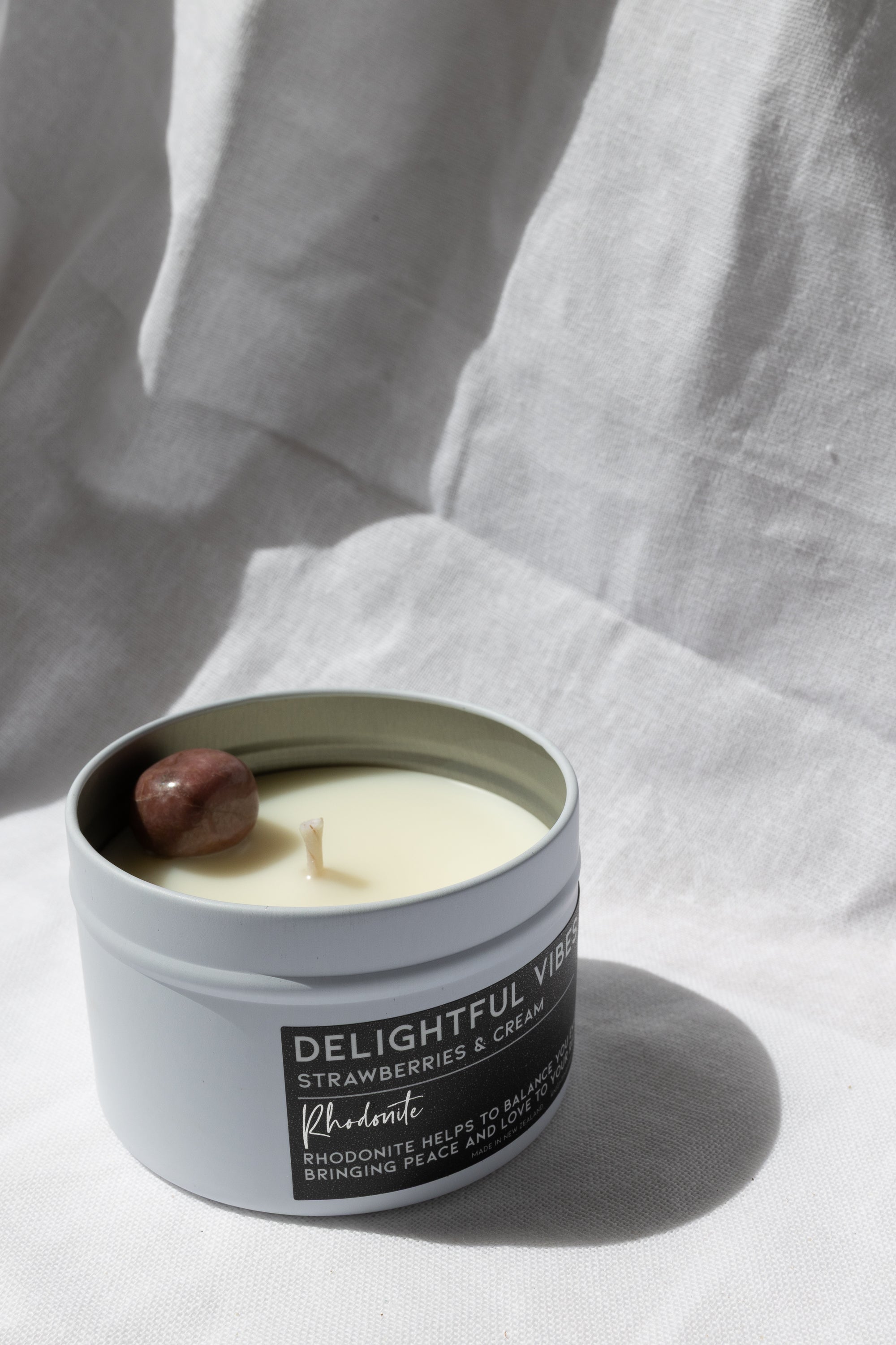 Delightful Vibes Crystal Candle - Strawberries & Cream Scented Coco-Soy Candle with Rhodonite Crystal